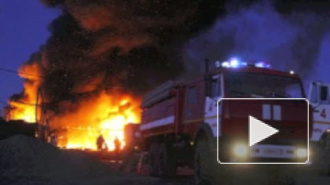 Во Владимирской области горит склад нефтепродуктов