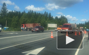 На трассе “Скандинавия” из-за аварии растянулась длинная пробка