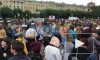 "Россия, без насилия!": Петербуржцы вышли на улицу в поддержку сестер Хачатурян