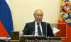 Путин поручил освободить от НДФЛ дополнительные выплаты врачам