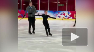 Пятерной тулуп юного фигуриста из России попал на видео
