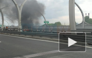 Видео: на ЗСД горит "Газель" с газовыми баллонами