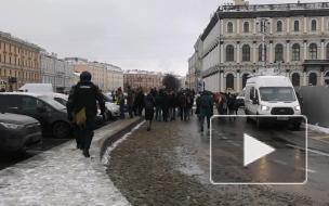 Количество задержанных на несогласованном митинге в Петербурге достигло 165