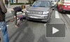 На Энгельса дедушка-нарушитель угодил под Land Rover сурдолимпийской чемпионки