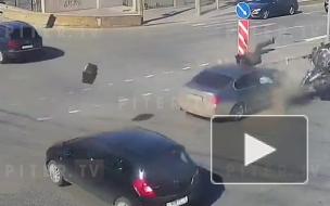 На Обводном канале BMW сбил мотоциклиста 