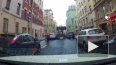 Видео: на Гатчинской бульдозер протаранил припаркованный ...