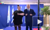 Премьер-министр Израиля станцевал "танец курочки" с Неттой Барзилай