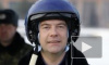 «Ледяной дождь» забросил Медведева в Петербург