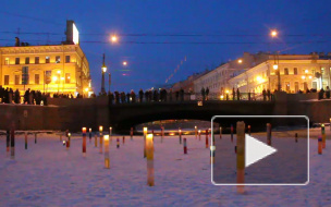 Француз Марк Ар снова зажег свои ледяные свечи в Петербу...