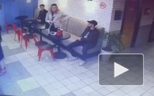 Полиция задержала разбойника-неудачника, который требовал деньги из кассы в кафе на Разъезжей