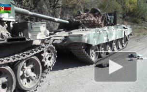 Азербайджан показал брошенные в ходе отступления армянские танки