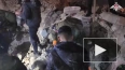 Появилось видео спасения военными мужчины из-под завалов...