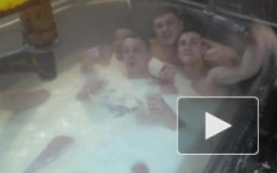 Купание в молоке на рабочем месте для сотрудников завода "Сыры" может закончиться тюрьмой