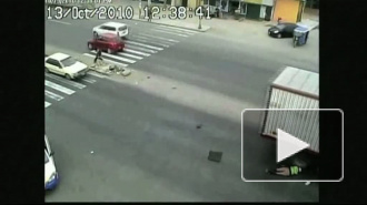 Счастливый случай. Перуанский полицейский чудом выжил под колёсами грузовика.