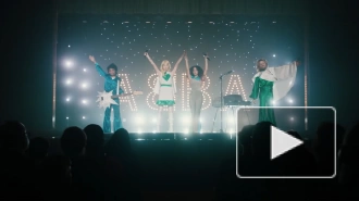 Группа ABBA представила рождественский клип на песню "Little Things"