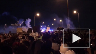 Полиция применила слезоточивый газ против демонстрантов в Новом Орлеане