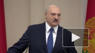 Лукашенко заявил, что не отдаст власть