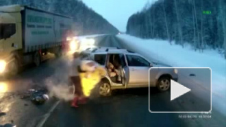 Видео ДТП: младенец вылетел из иномарки под колеса фуры в Нижегородской области