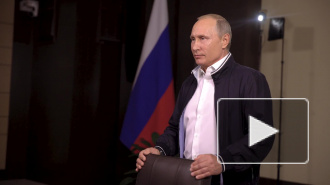 Путин попросил выпускников "не ограничиваться лайками в соцсетях"