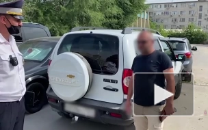 Волгоградский водитель "тестировал" внедорожник на Центральной набережной