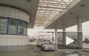 Ночью на Малоохтинском проспекте столкнулись "Шкода Фабия" и "Фритлайнер"