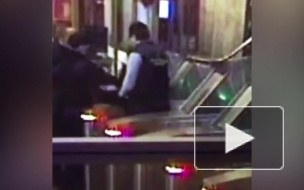 Ударивший сотрудника метро на "Нарвской" получил домашний арест