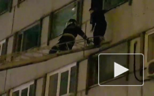 В Новосибирске спасение неадекватного "человека - паука" попало на видео