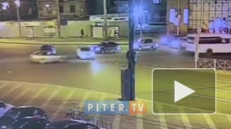 Видео: ДТП на Заневском проспекте с участием каршеринга