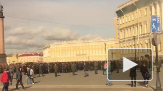 Видео: на Дворцовой проходит вторая репетиция Парада Победы 