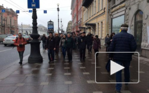 Участникам "свободного шествия" к 78 отделу полиции пришлось уточнять его адрес