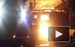 В полыхавшем ночью пожаре в центре Калининграда есть пострадавшие