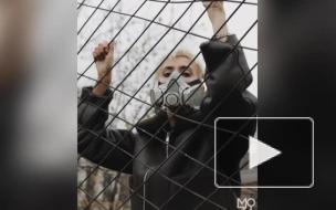 Ювелирных дел мастера из Петербурга создали самый дорогой респиратор в мире