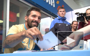 На АЗС "Газпромнефть" Данни представил Кубок чемпионов России по футболу