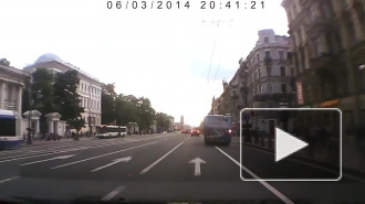 Опасный автобус с Невского проспекта отобрали у нарушителей