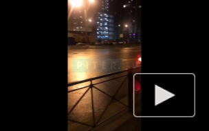 Водитель каршеринга врезался в ограждение на Балтийском бульваре