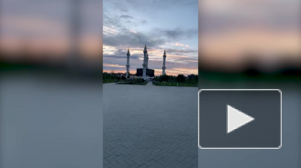Кадыров поздравил мусульман с наступлением Ураза-байрама