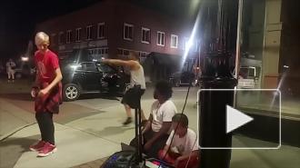 Темнокожий мужчина напал на 12-летнего уличного танцора в США