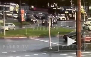 Момент ДТП с трамваями на Бухарестской попал на видео