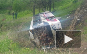 Опубликовано видео с места ДТП с китайскими туристами в Приморье