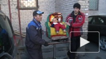 Слезы не спасли несчастную петербурженку от беспощадных приставов