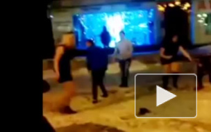 Калуга: девушки дрались , парни снимали на видео