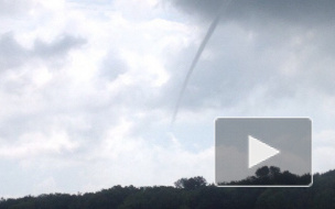 Смерч в Таганроге перепугал местных жителей, но они все равно сняли его на мобильники