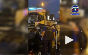 В Новосибирске водитель погиб в ДТП с грузовиком