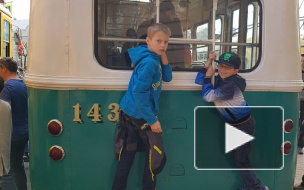 Ужасающие новости из Петербурга: дети обкидывали петардами поезда 