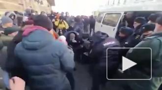 Десятки человек задержаны на акциях в поддержку Навального на Дальнем Востоке