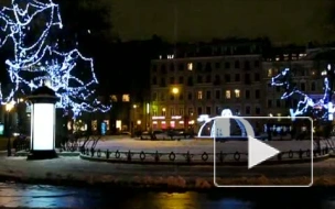 Итальянская площадь в новогоднем Петербурге 