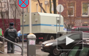 Мошенники вытянули из пожилой петербурженки 360 тысяч притворившись ее внуком