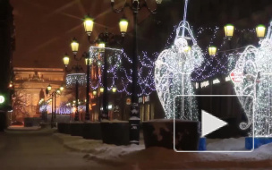 На улицах Петербурга зажгут 4,7 тысячи новогодних гирлянд