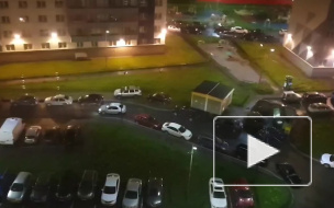 Видео: полицейский пытался ногой остановить водителя "Рено" во время погони