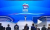 Путин: к партии власти неизбежно "липнут" случайные люди